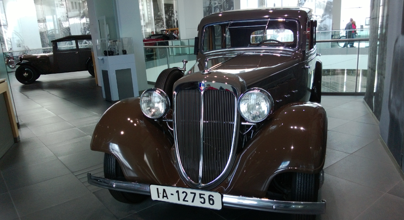 Illustration for article titled Here's A Photo Gallery Of The Most Beautiful German Cars Ever Built